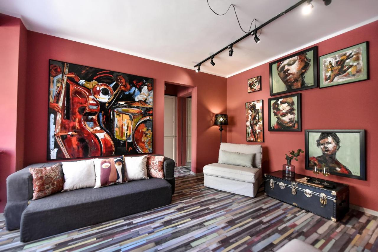 Captivating Old Town Apartment บูคาเรสต์ ภายนอก รูปภาพ